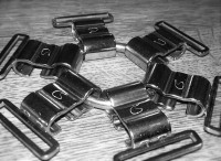 Vorschau: Clip-Switch-Karabinerhakensystem- 6-Punkt-Verbindung Vorschau: Clip-Switch-Karabinerhakensystem- 6-Punkt-Verbindung