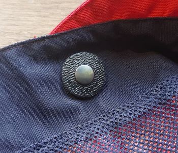 BestHoodEver Kapuzenupdate Detail Unterlegscheibe Niete innen.1